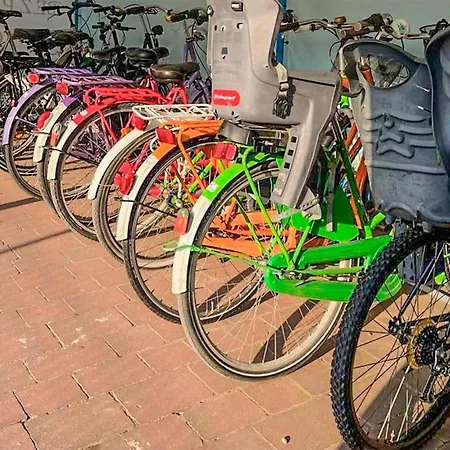 Σπίτι διακοπών 1 Bedroom Stunning In *