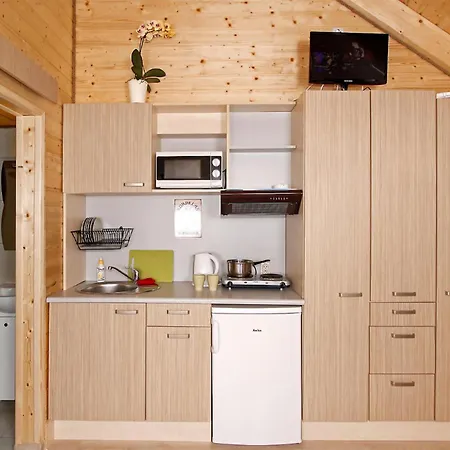 1 Bedroom Lovely In *